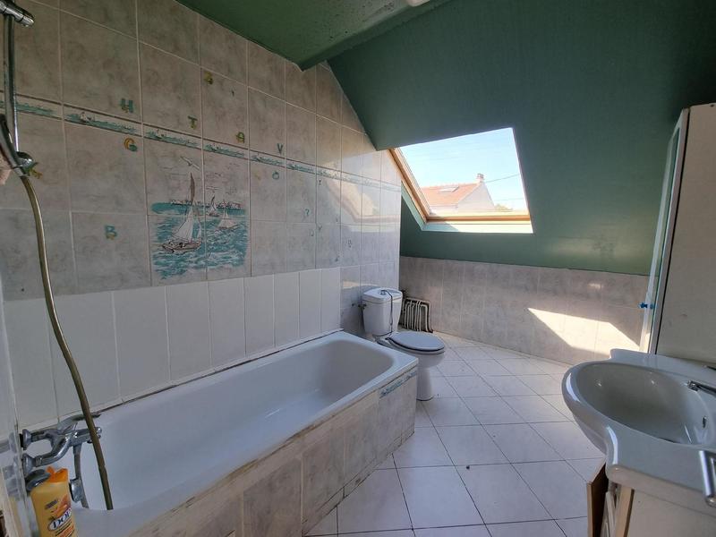 Maison - 80 m² - 4 pièces