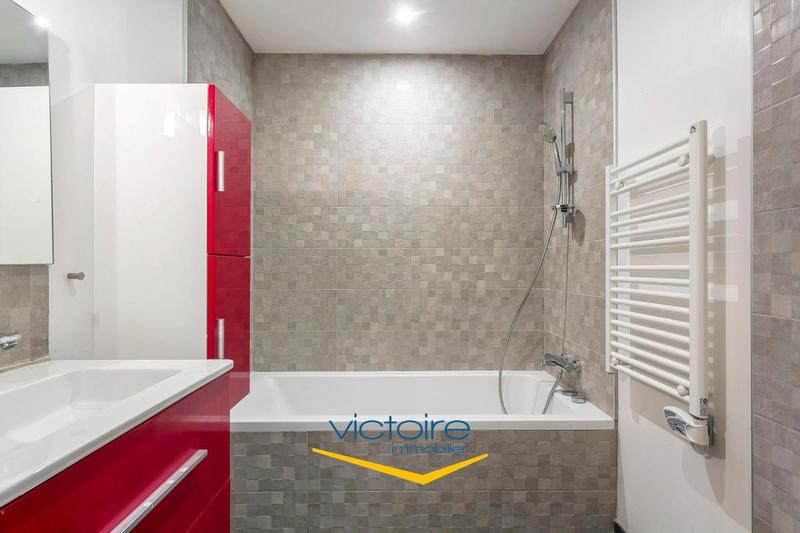 Maison - 183 m² - 5 pièces