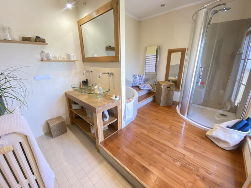 Maison - 171 m² - 8 pièces