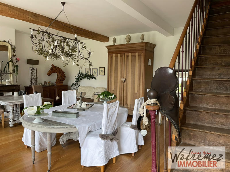 Propriété - 553 m² - 20 pièces