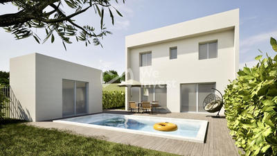 Maison - 90 m² - 4 pièces