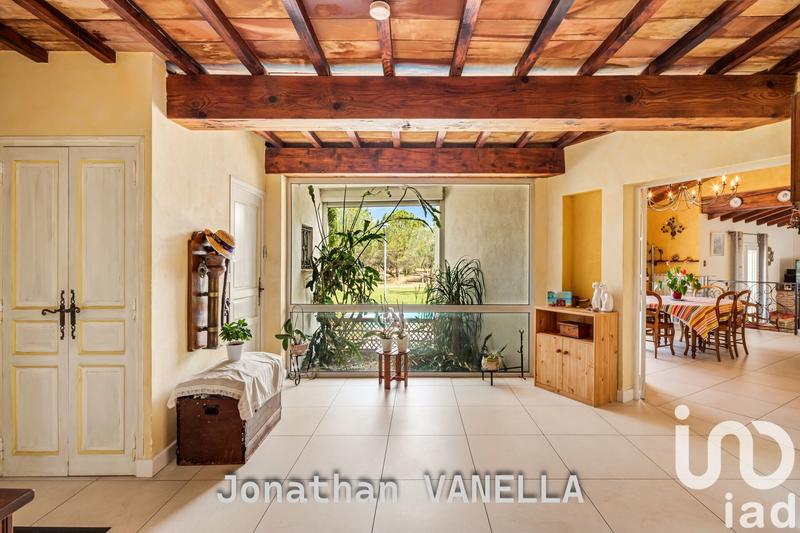 Maison - 238 m² - 8 pièces