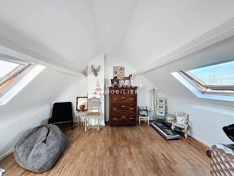 Maison - 189 m² - 6 pièces