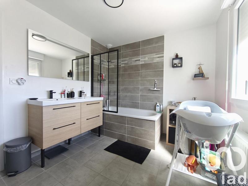 Maison - 87 m² - 4 pièces