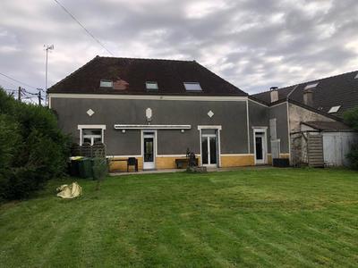 Maison - 192 m² - 6 pièces