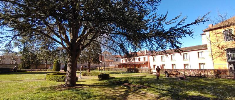 Musées de Charlieu : Musée Hospitalier et Musée de la Soierie
