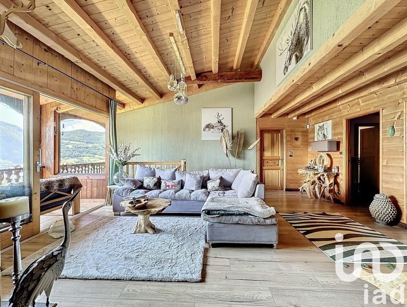 Châlet - 265 m² - 15 pièces