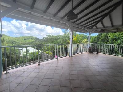 Villa - 180 m² - 5 pièces