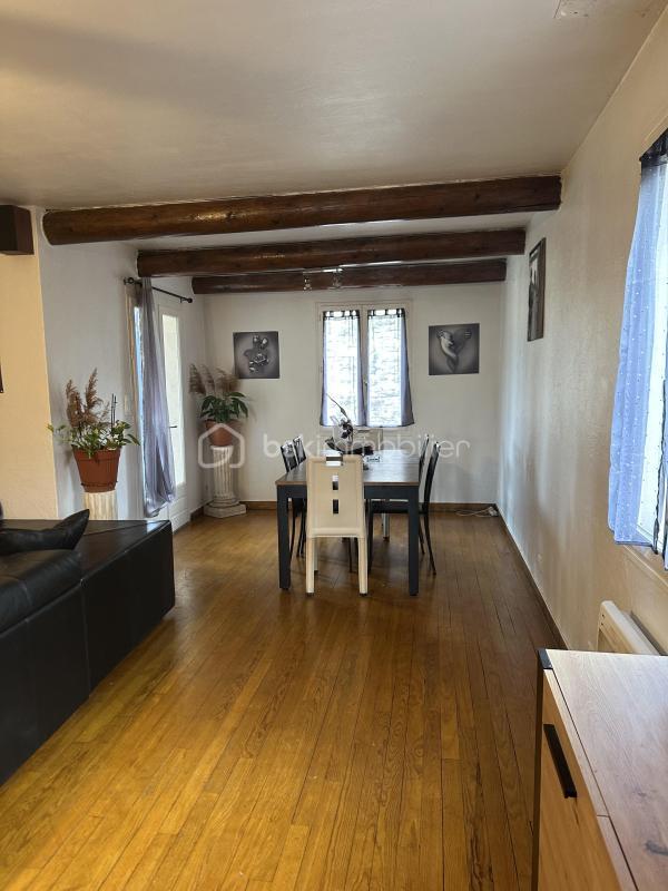 Villa - 160 m² - 9 pièces