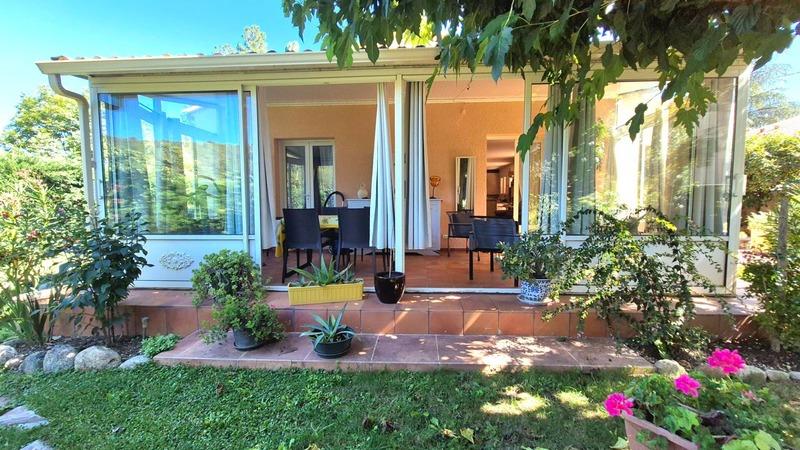 Maison - 98 m² - 3 pièces