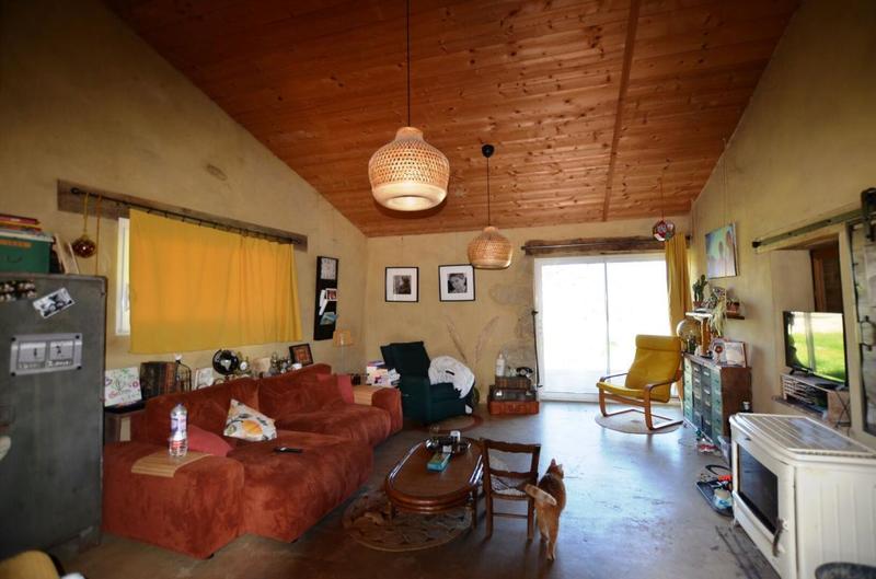 Propriété - 217 m² - 9 pièces