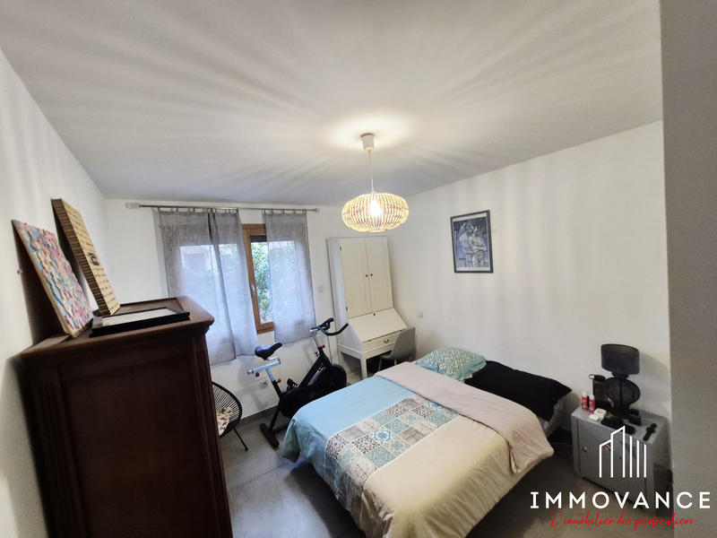 Maison traditionnelle - 145 m² - 4 pièces