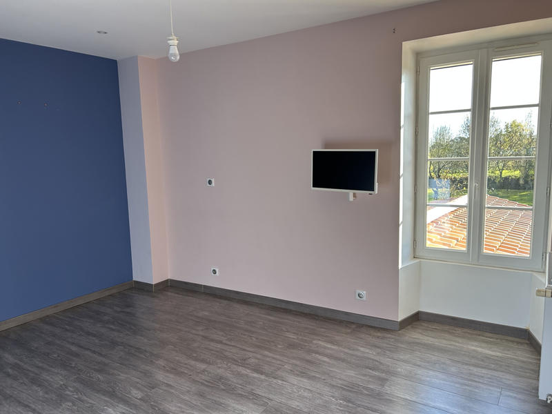 Maison - 200 m² - 8 pièces