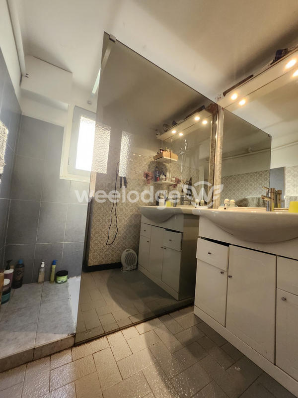 Maison - 166 m² - 7 pièces