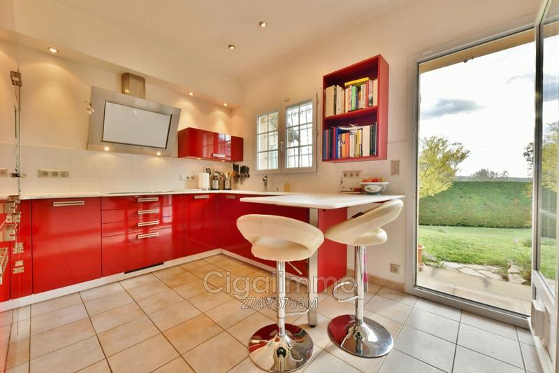 Villa - 140 m² - 6 pièces