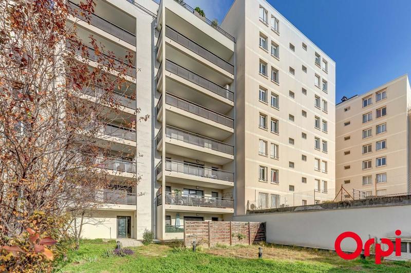 Appartement - 80 m² - 3 pièces