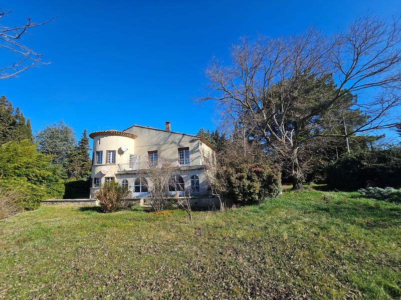 Maison - 185 m² - 7 pièces