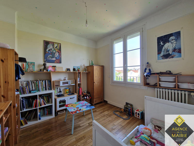 Maison - 94 m² - 5 pièces