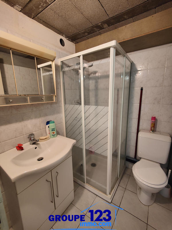 Maison - 182 m² - 9 pièces