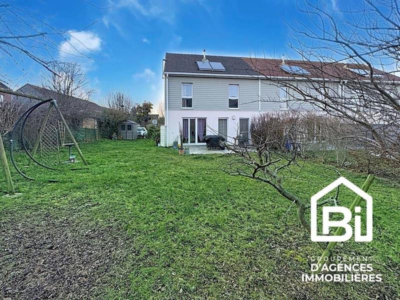 Maison - 92 m² - 5 pièces