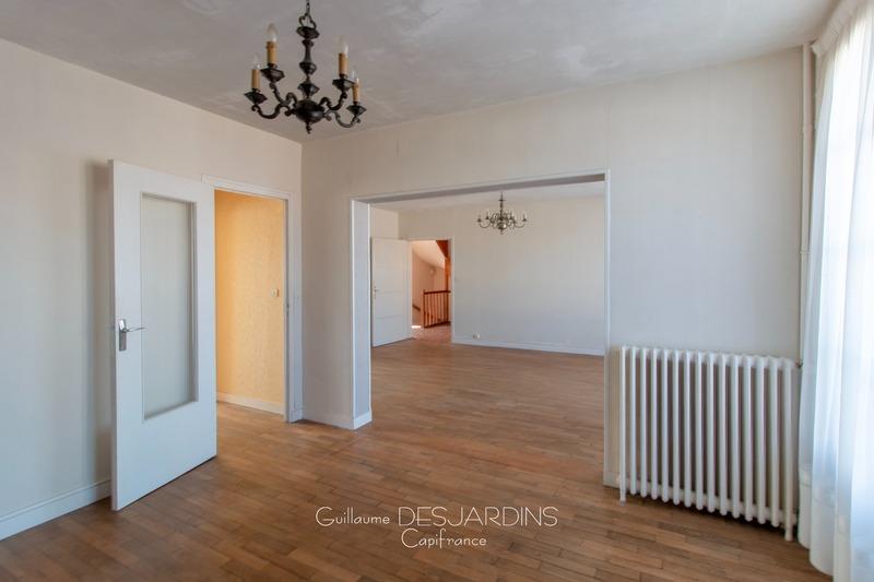 Maison de ville - 175 m² - 9 pièces