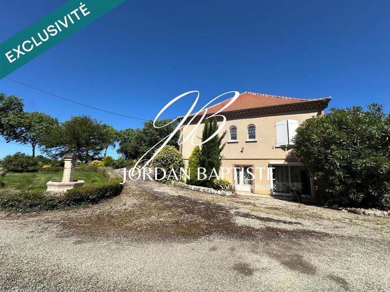 Maison - 250 m² - 12 pièces