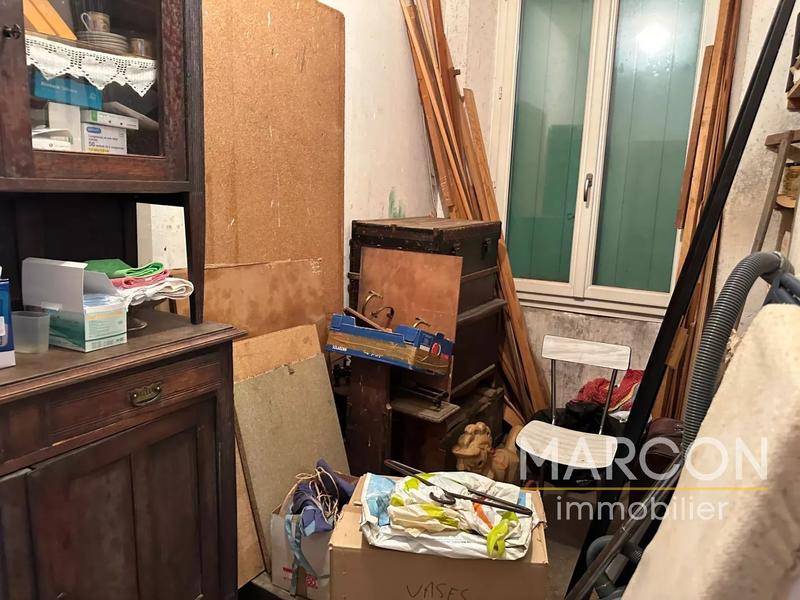 Maison - 213 m² - 15 pièces