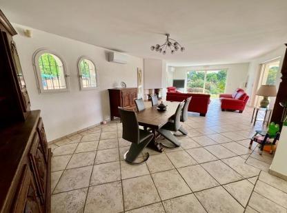 Villa - 170 m² - 5 pièces