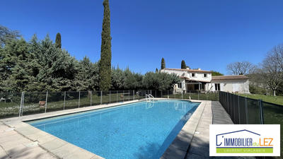 Villa - 236 m² - 7 pièces