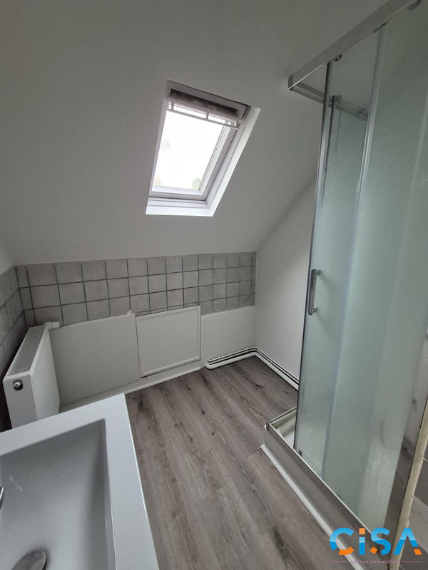 Maison traditionnelle - 91 m² - 4 pièces