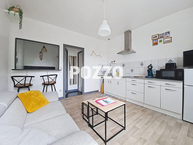 Maison - 216 m² - 7 pièces