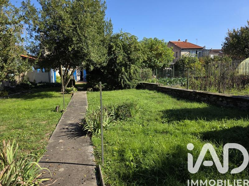 Maison - 181 m² - 6 pièces