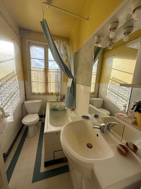 Appartement - 77 m² - 3 pièces