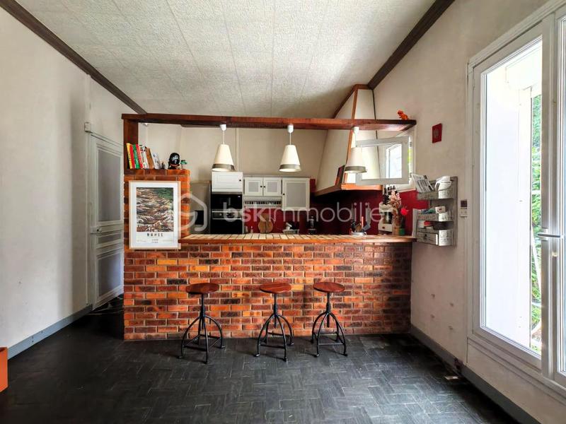 Pavillon - 416 m² - 11 pièces