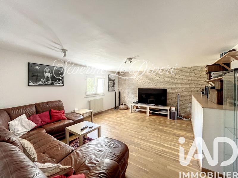 Maison - 185 m² - 9 pièces