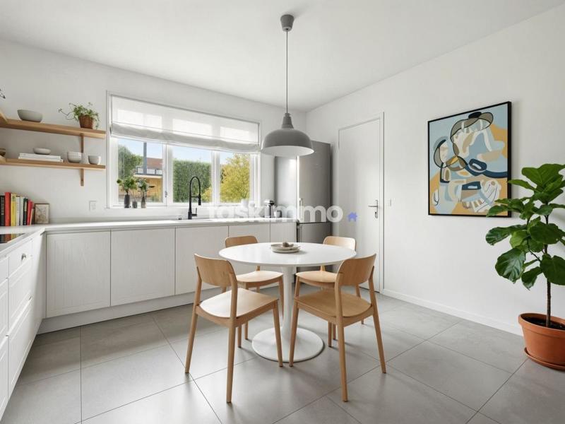 Maison - 84 m² - 4 pièces