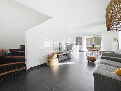 Maison - 87 m² - 4 pièces