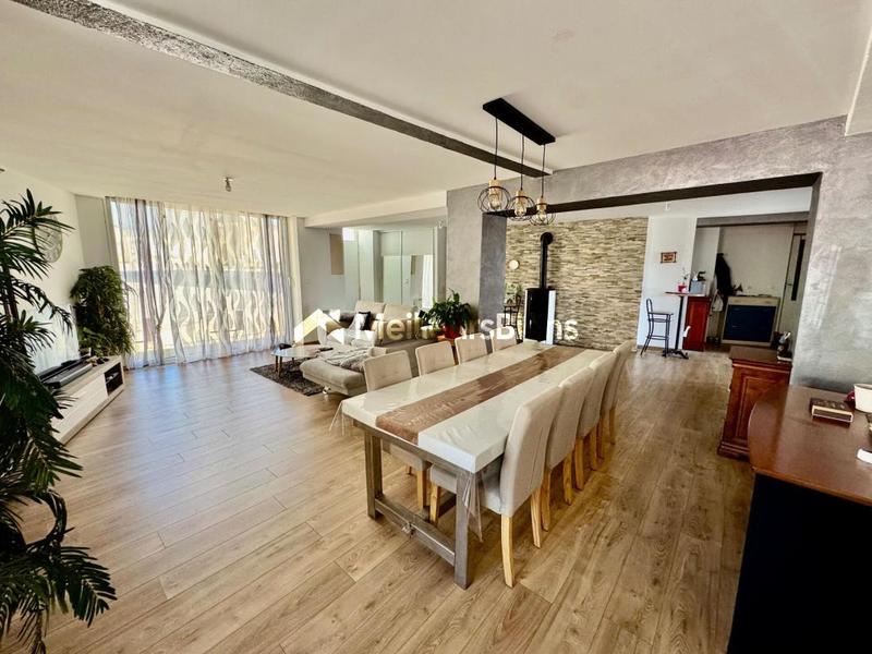 Maison - 127 m² - 5 pièces