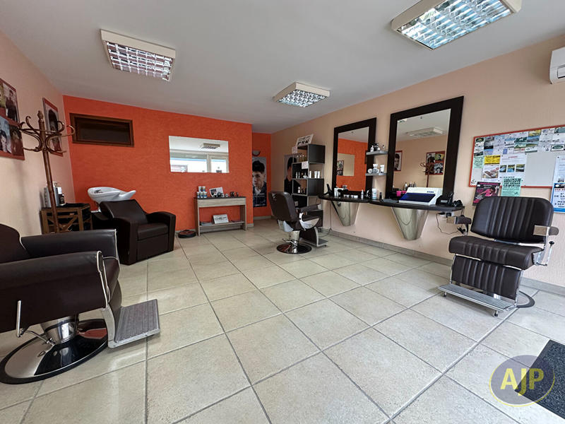 Maison - 161 m² - 6 pièces