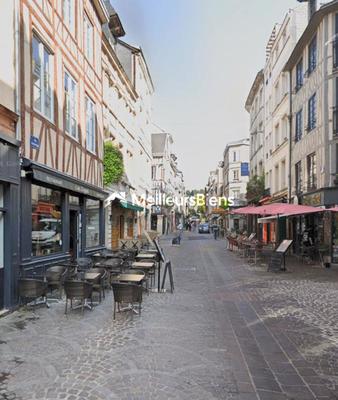 Appartement ancien - 25 m² - 1 pièce