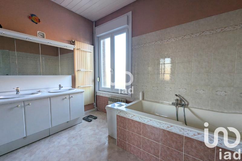 Maison de ville - 215 m² - 9 pièces