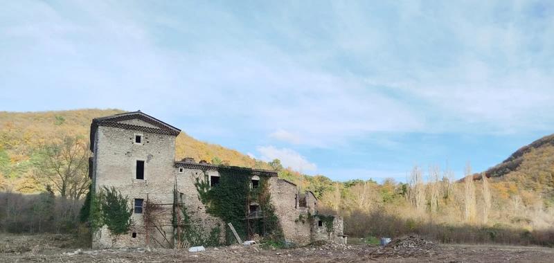 Maison - 450 m² - 19 pièces