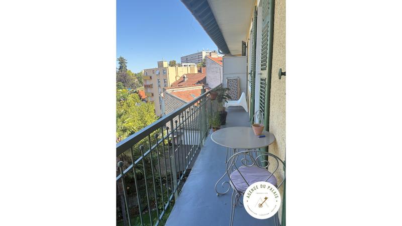 Appartement - 74 m² - 3 pièces