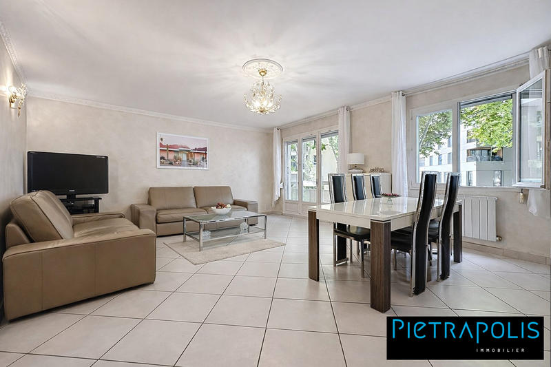 Appartement - 109 m² - 4 pièces