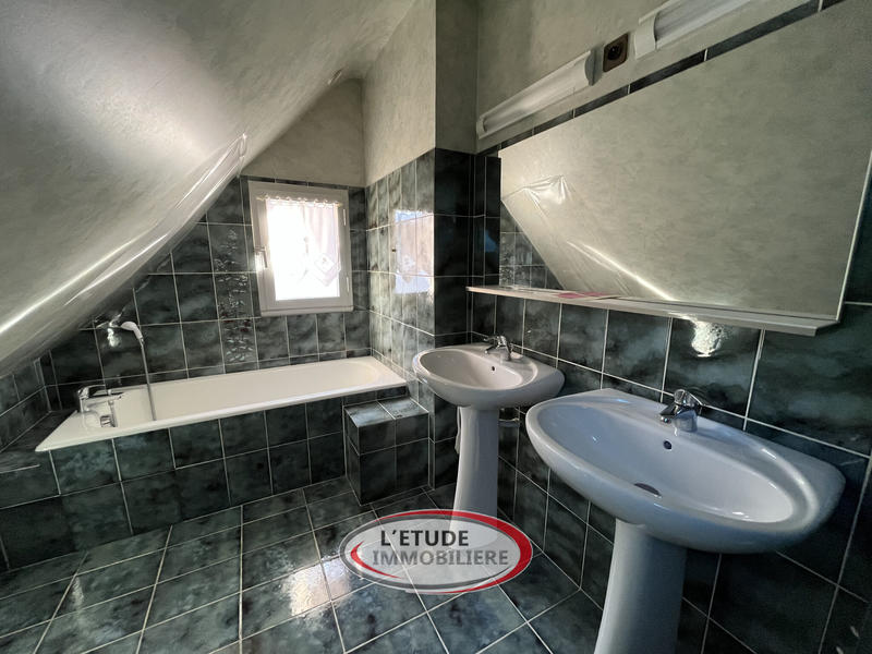 Maison - 135 m² - 6 pièces