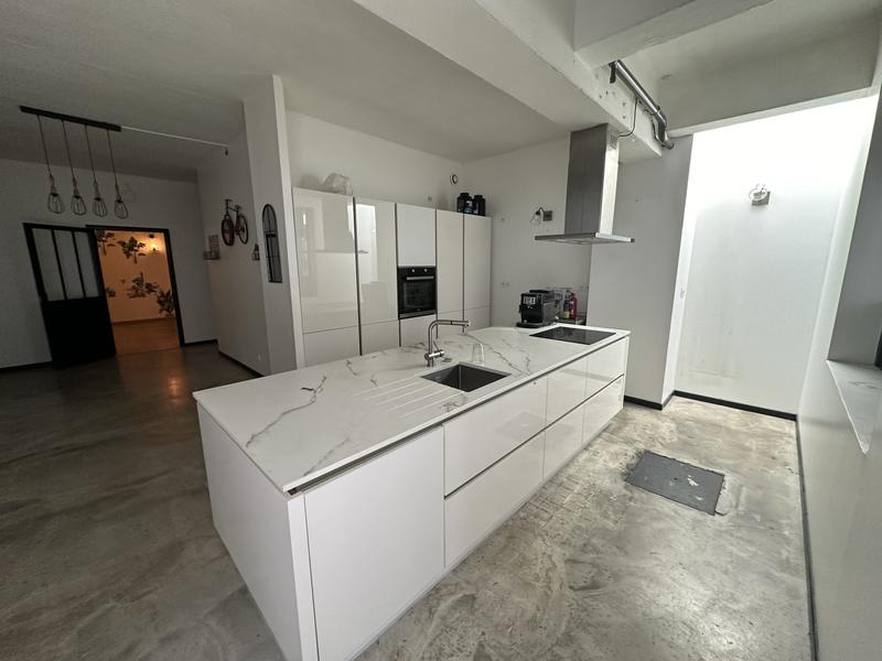 Villa - 226 m² - 7 pièces