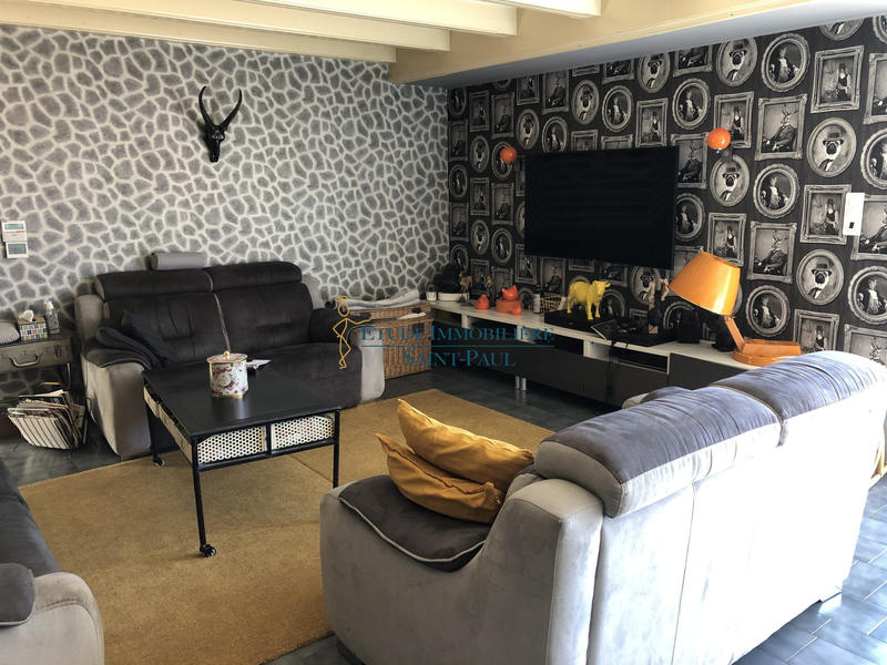 Villa - 288 m² - 8 pièces