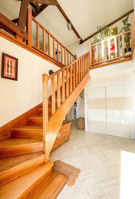 Maison traditionnelle - 170 m² - 5 pièces