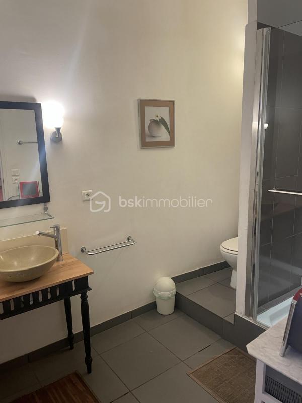 Demeure - 175 m² - 5 pièces