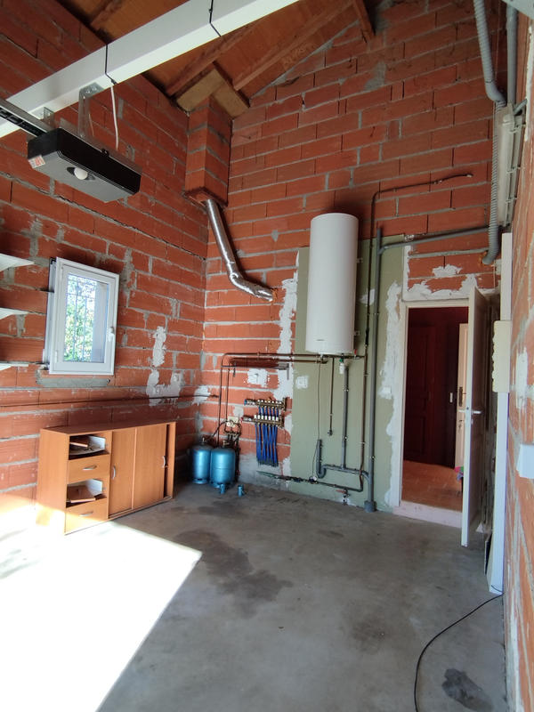 Maison - 270 m² - 9 pièces